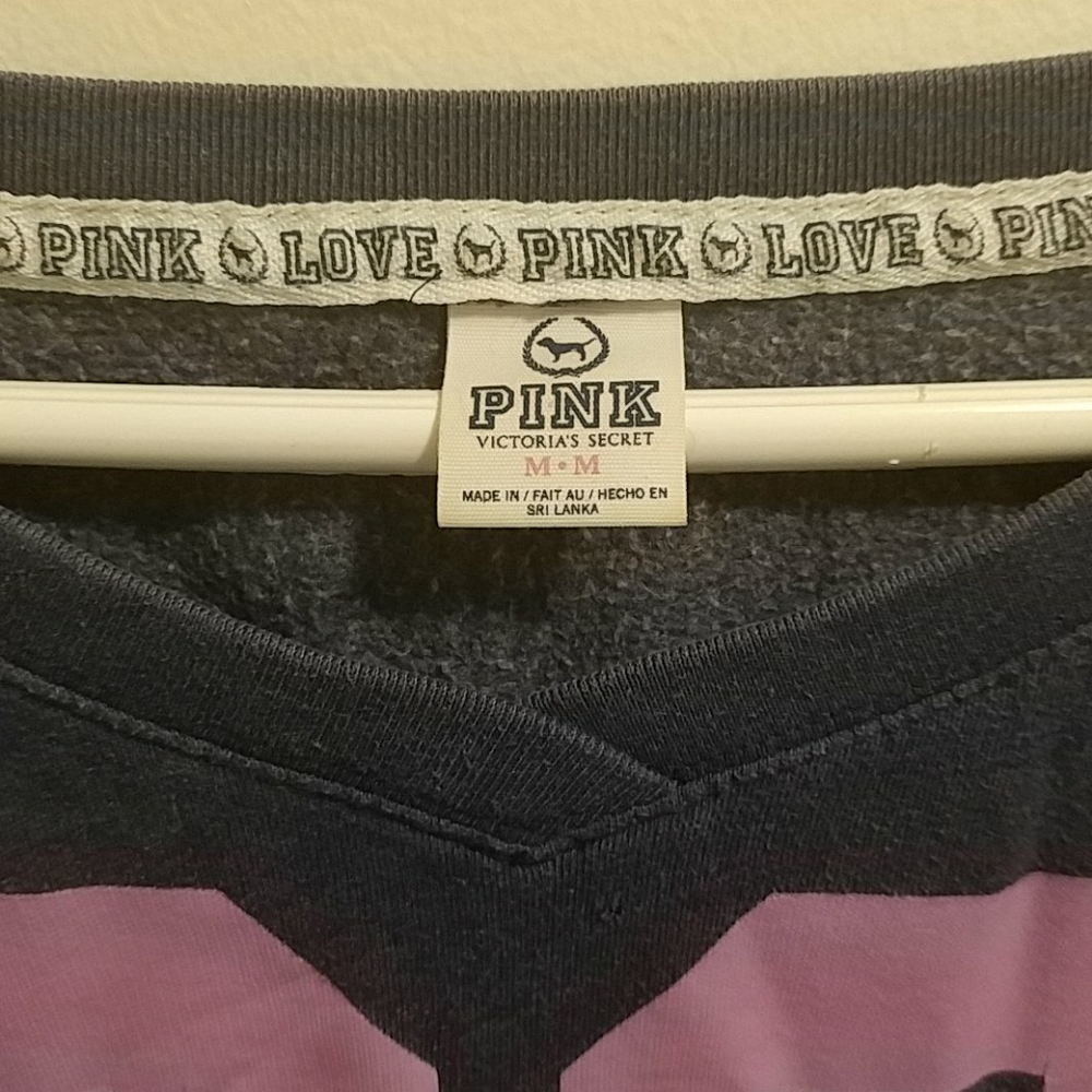 PINK VS Sweatshirt - Picture 3 of 3